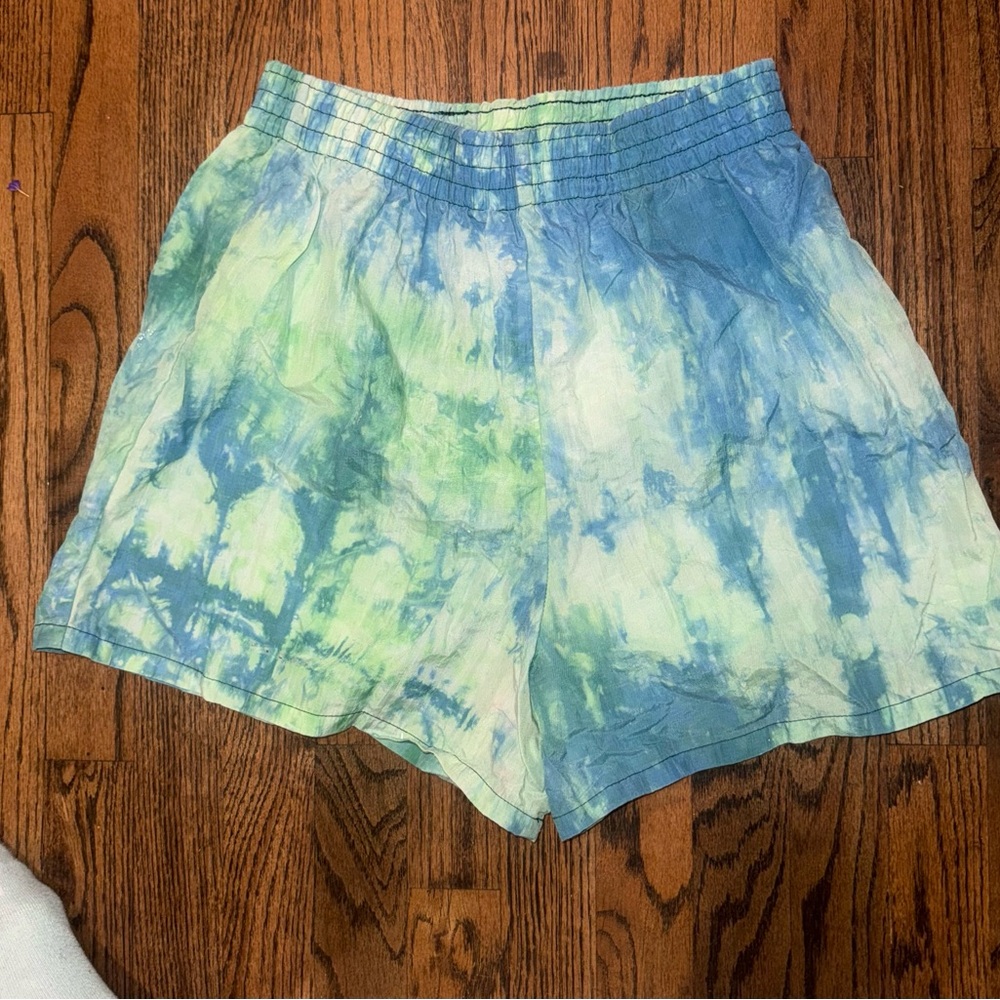 Pacific Connections Blue and Green Tie-Dye Athletic Shorts